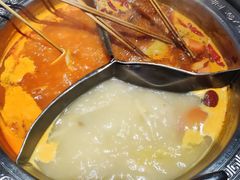 -钢管厂五区小郡肝串串香火锅(人民广场店)