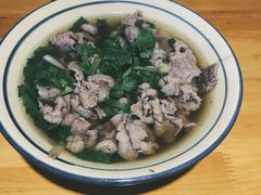 -大众跷脚牛肉馆·非遗传承单位(峨眉山店)