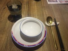 餐具摆设-蜜桃餐厅·江浙融合菜(荟聚购物中心店)