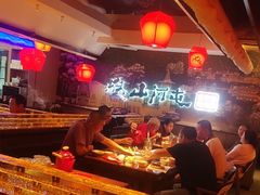 -山河屯铁锅炖(哈西站店)