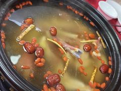 -花苑美食横琴生蚝火锅(拱北粤华路店)