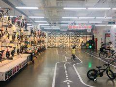 -迪卡侬(燕山店)