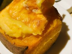 -铜锣湾·有麝自然香(重庆新天地店)