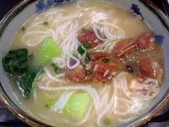嗨森筒骨粉面-小魔童·鲜切牛肉粉(时尚天河东区店)