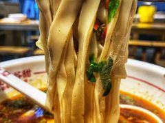 -呷佬·长沙手工米粉(金沙江路店)