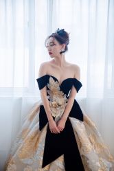 -洋洋婚纱品牌集合店