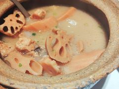 排骨藕汤-刘胖子家常菜·蹄花焖藕(江汉路总店)
