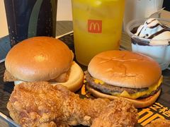 -麦当劳(绿地欢乐颂店)