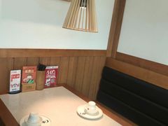 -江渔儿酸菜鱼·拔草餐厅(虎门君乐汇店)