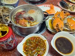 -四囍码头海鲜烧烤自助火锅(外滩南京东路悦荟广场店)