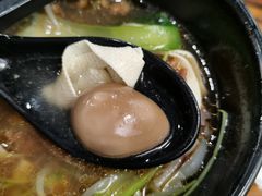 -丽虹云南过桥米线(兴工街店)