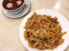 干炒牛河-玲又珑美食(盘福路店)