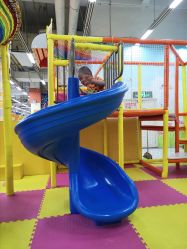 -嘟嘟乐儿童乐园(卜蜂莲花店)