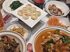 -梅花香里大酒店(郁金香路店)