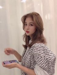 -Miracle集简美发沙龙