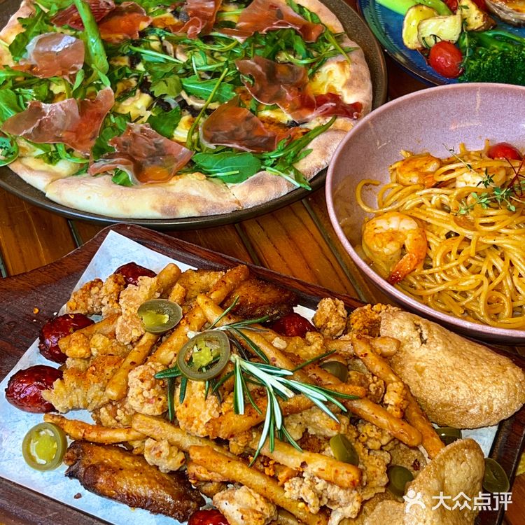 幻师COMMUNE | 南昌餐酒吧天花板了家人们