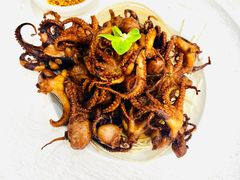 -品海楼·大连海胆锅贴馆(东港店)