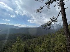 -玉龙雪山游客服务中心