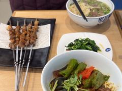-西部马华清真兰州牛肉面·烧烤夜市(上地店)