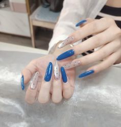 -桃色美甲沙龙