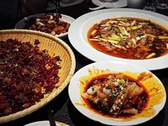 -万重锦·人文川菜馆(骡马市店)