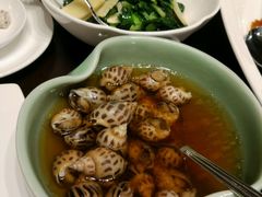 古越陈酿煮花螺-杭州西子湖四季酒店·金沙厅