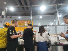 -邢老三肉丸糊辣汤(西安总店)