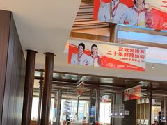 -阿瓦山寨·湘菜现炒·剁椒鱼头王(咸阳总店)