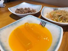 小菜-唯成•韩国炭火烤肉 유성고기