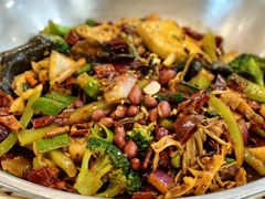 -拿渡麻辣香锅(世茂广场·工三店)