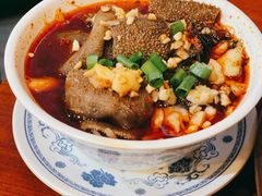 冒毛肚-炉小二铜锅牛蛙•川湘菜(三里屯店)