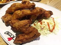 -BHC炸鸡(明洞总店)