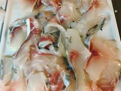 招牌鲜鱼片-淘米捞·米汤脆鲩鱼火锅(福田皇岗店)
