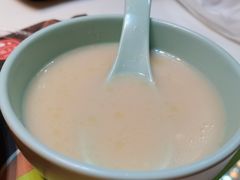 -洪氏嗨捞·猪肚鸡火锅(阳光天地店)
