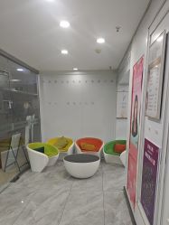 -镁连社·美联社
