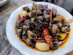 -江城燕子大排档(江汉路步行街店)