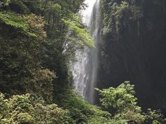 -龙水峡地缝景区