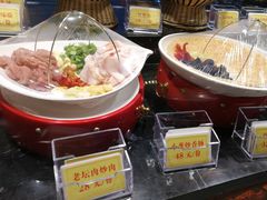 -万重锦·人文川菜馆(骡马市店)