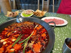 -五里关火锅(上海鑫耀·光环Live店)