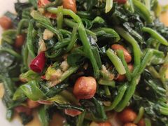 果仁菠菜-三点小吃(山大店)