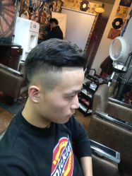 -乾健·烫染·接发SALON