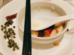 -姚姚酸菜鱼·金戈戈香港豉油鸡(喜荟城联名店)