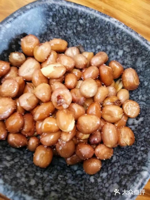 重庆红蜻蜓美蛙鱼头火锅(相城店)花生米图片