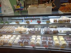 面包甜点陈列柜-新侨三宝乐面包店(崇文门店)