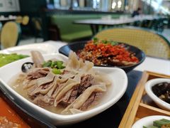 -新仙清汤牛腩(铜锣湾店)
