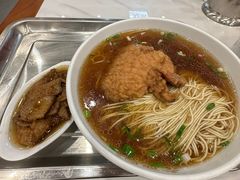 -老西白点心店