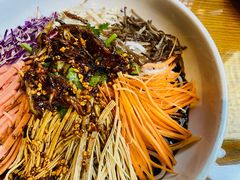 七彩凉米线-福照楼汽锅鸡·云南菜(护国路店)