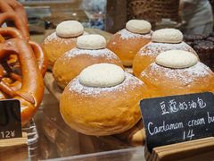 豆蔻奶油包-麦田工坊(月湖店)
