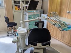 -上海仁爱医院口腔科 · 种植