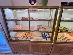 -提亚烘焙·手作面包·生日蛋糕(七星店)
